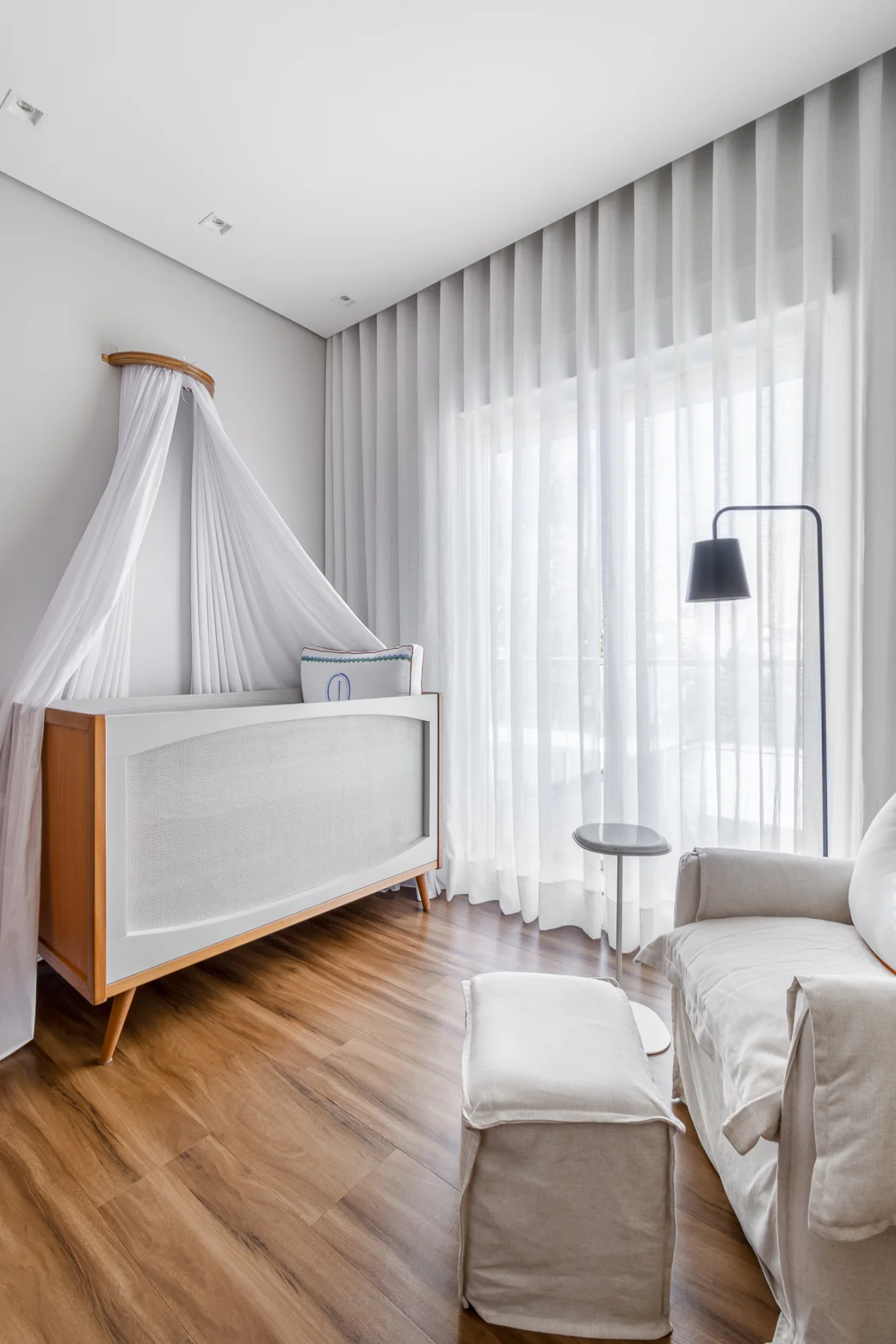 Cortina Tokyo White Uniflex — higienização e manutenção Novara