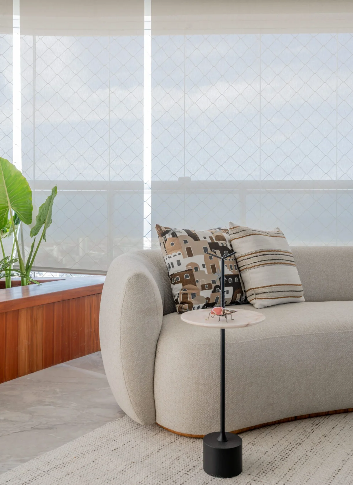 Cortina Persianas Rolô Screen Linen Alabaster Uniflex — higienização e manutenção Novara